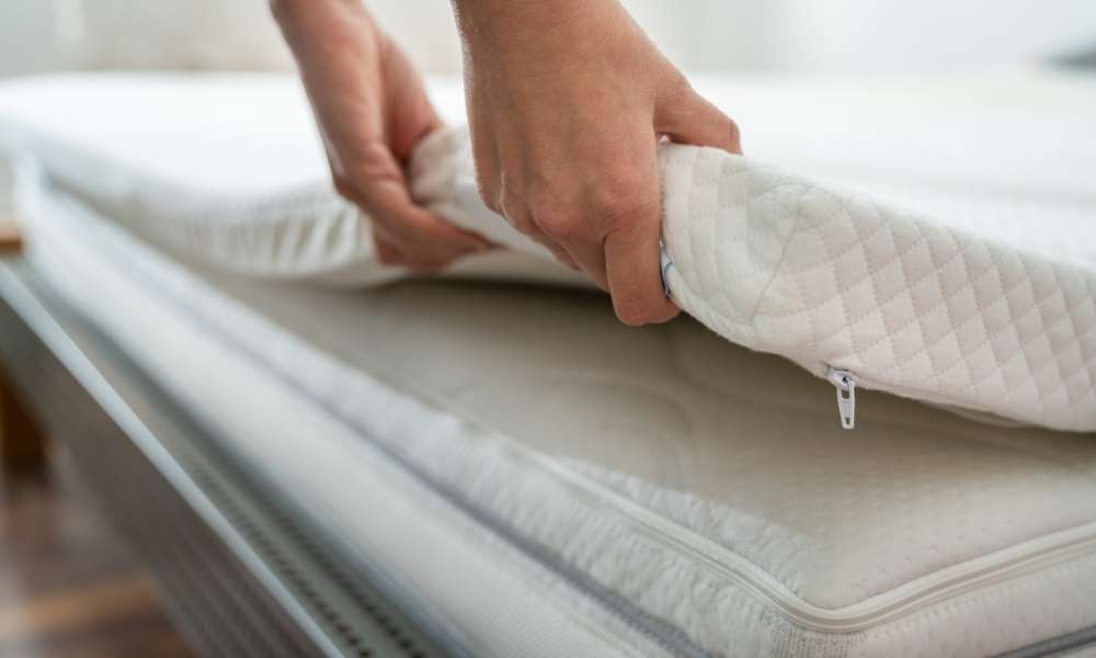 What A Mattress Pad Is And What It Does